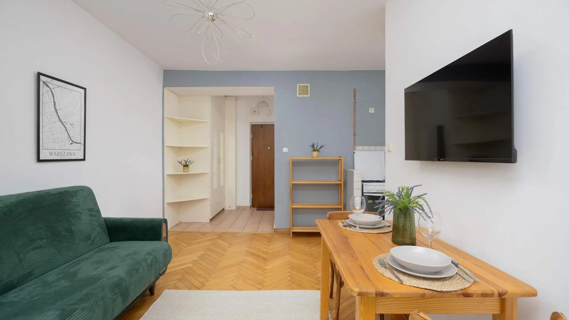 Cozy Studio Danilowiczowska Near Ogrod Saski And Old Town By Noclegi Renters ワルシャワ アパート